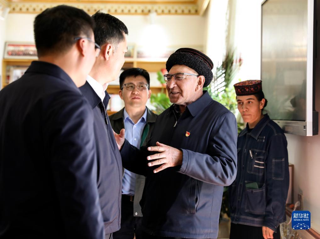 人民币炸金花